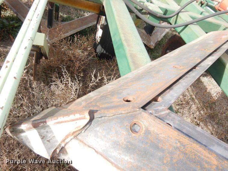 image for item DK3217 Sunflower Flex King 3350-23  sweep plow