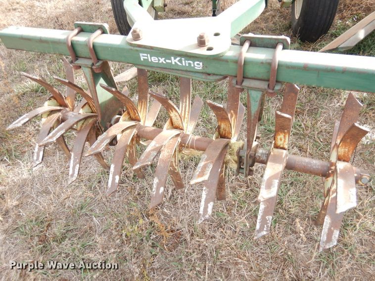 image for item DK3217 Sunflower Flex King 3350-23  sweep plow