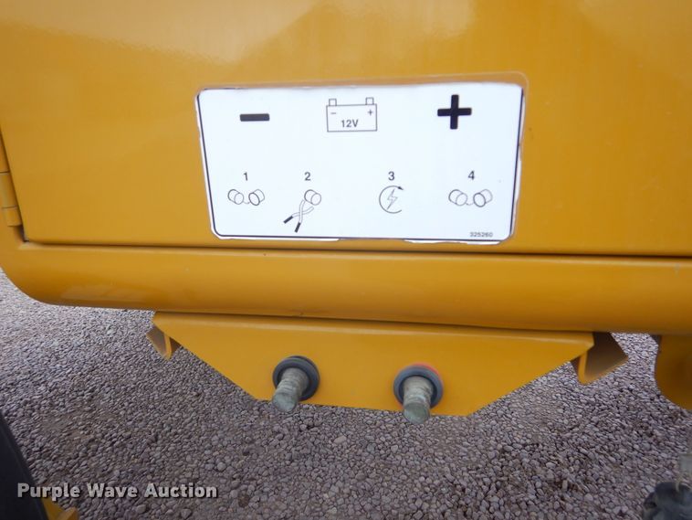 image for item DK3267 2005 Ag-Chem RoGator 1264C  sprayer