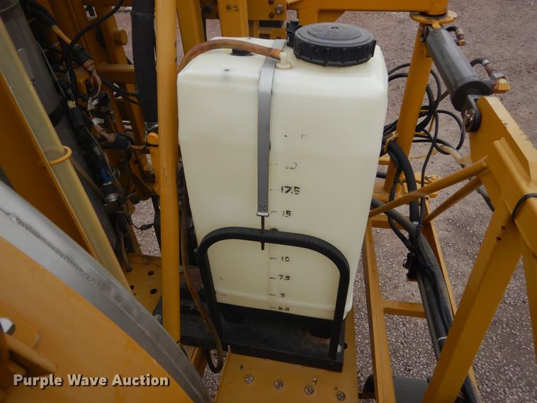 image for item DK3267 2005 Ag-Chem RoGator 1264C  sprayer