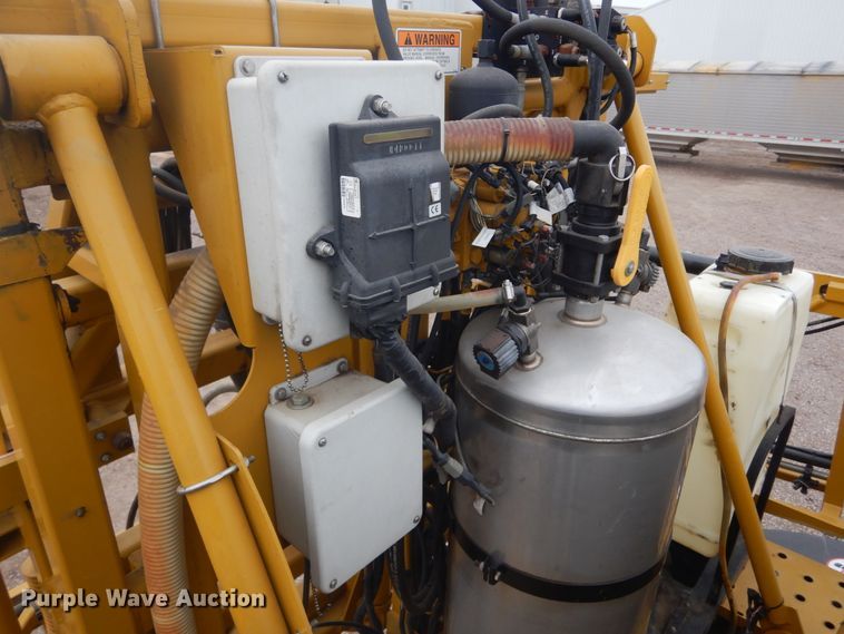 image for item DK3267 2005 Ag-Chem RoGator 1264C  sprayer