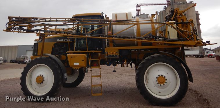 image for item DK3267 2005 Ag-Chem RoGator 1264C  sprayer
