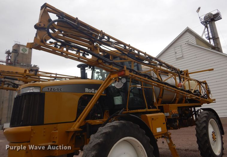 image for item DK3267 2005 Ag-Chem RoGator 1264C  sprayer