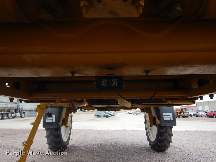 image for item DK3267 2005 Ag-Chem RoGator 1264C  sprayer