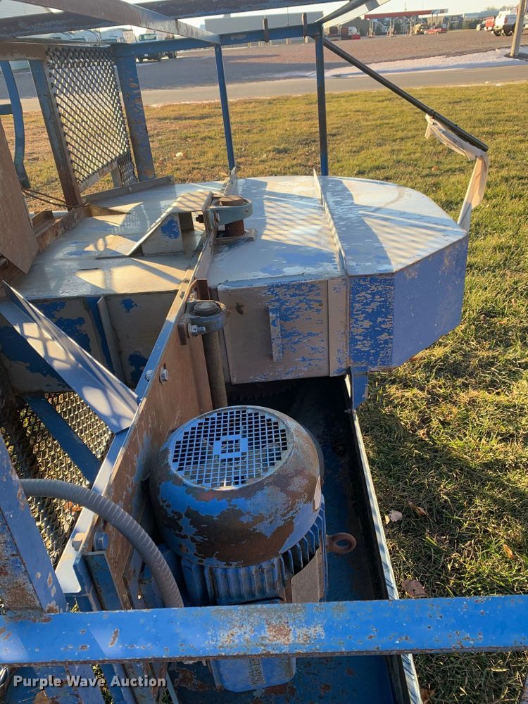 image for item DK3268 Waconia  grain leg