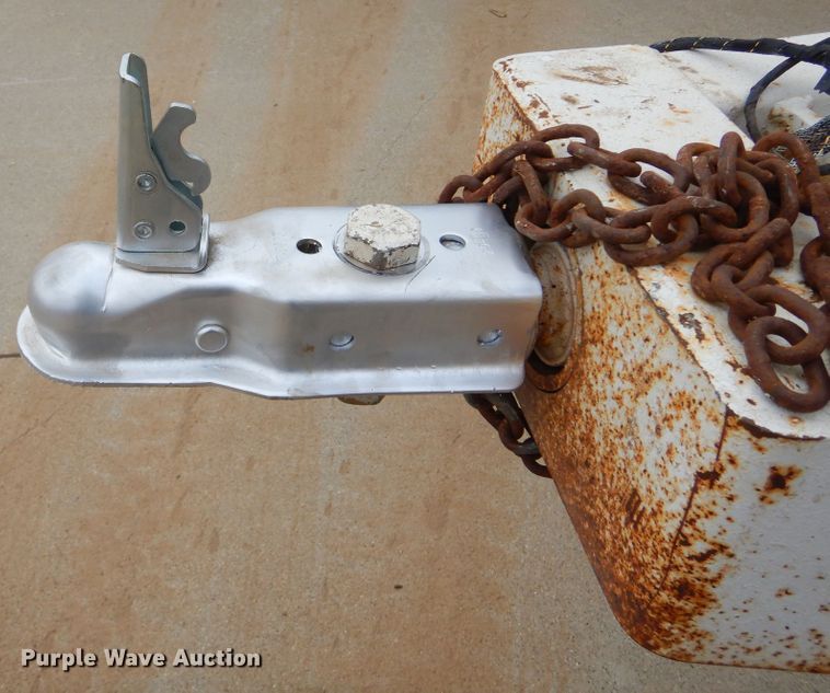 image for item DK3381 1990 Unverferth 150  seed tender trailer