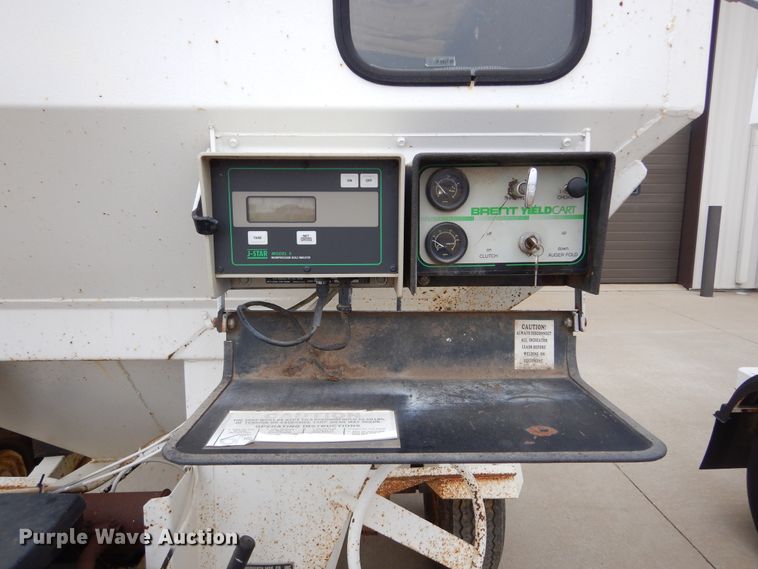 image for item DK3381 1990 Unverferth 150  seed tender trailer