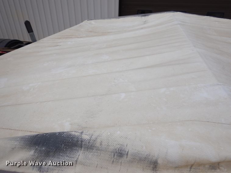 image for item DK3381 1990 Unverferth 150  seed tender trailer