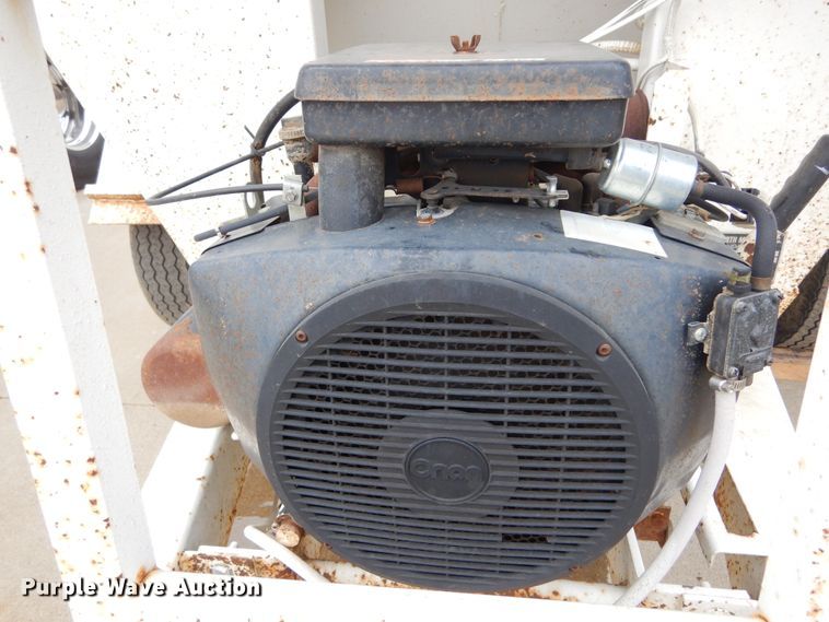 image for item DK3381 1990 Unverferth 150  seed tender trailer