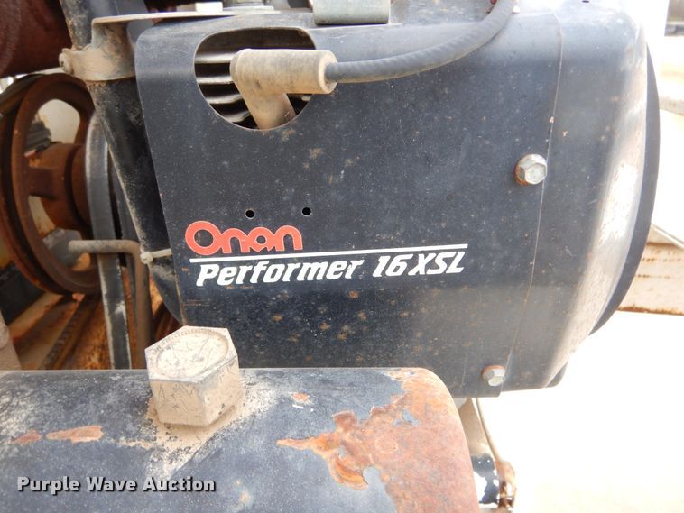 image for item DK3381 1990 Unverferth 150  seed tender trailer