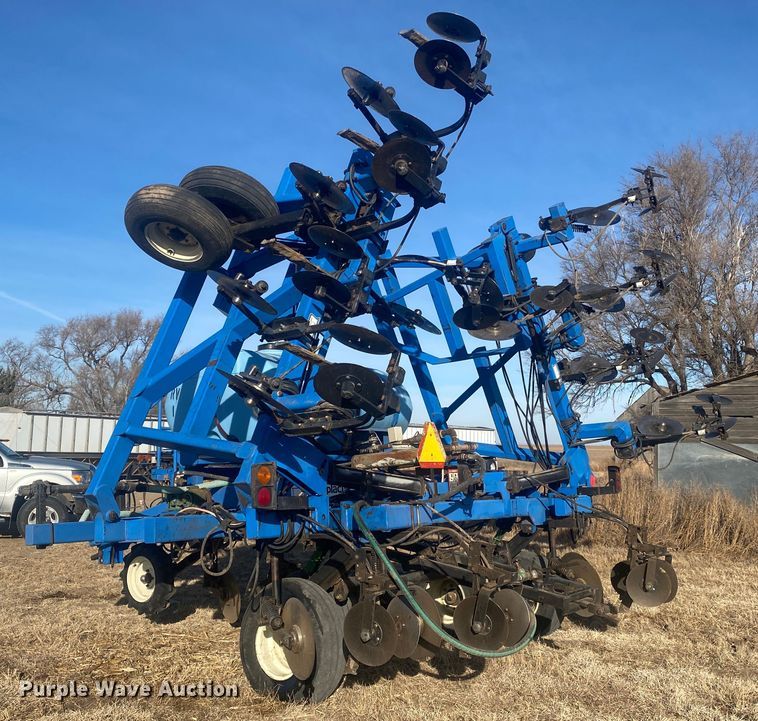 image for item DL1281 DMI 5300  NH3 applicator