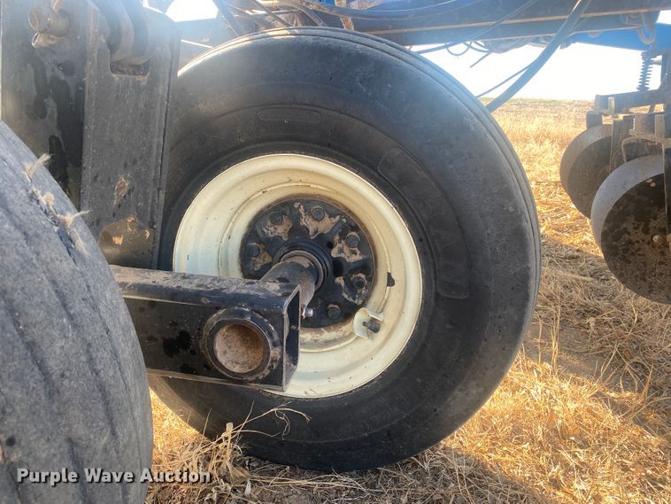 image for item DL1281 DMI 5300  NH3 applicator