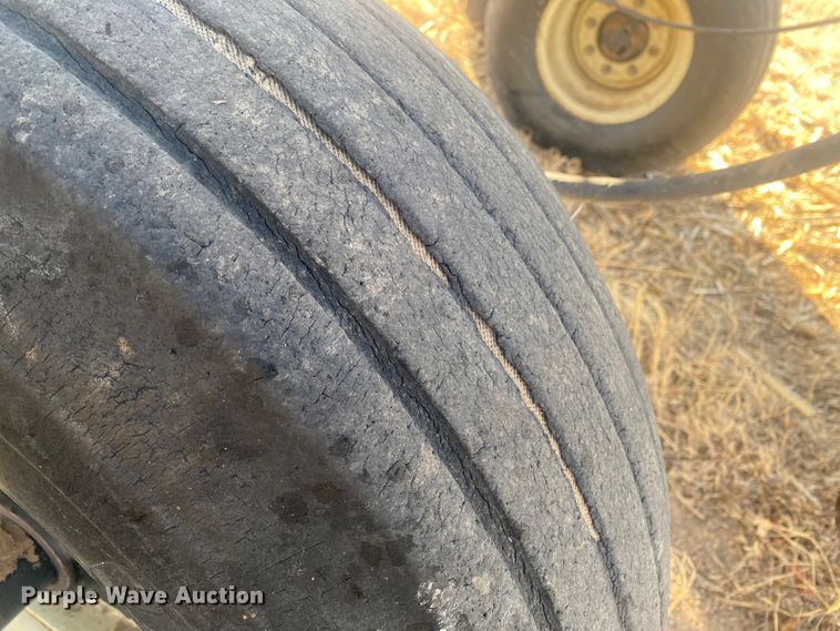 image for item DL1281 DMI 5300  NH3 applicator