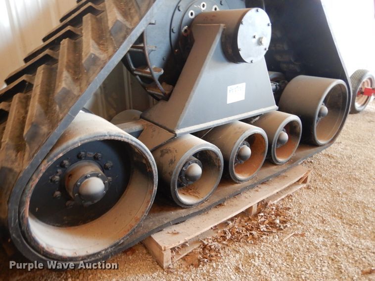 image for item DL1771 Grip Trac HD321  tracks