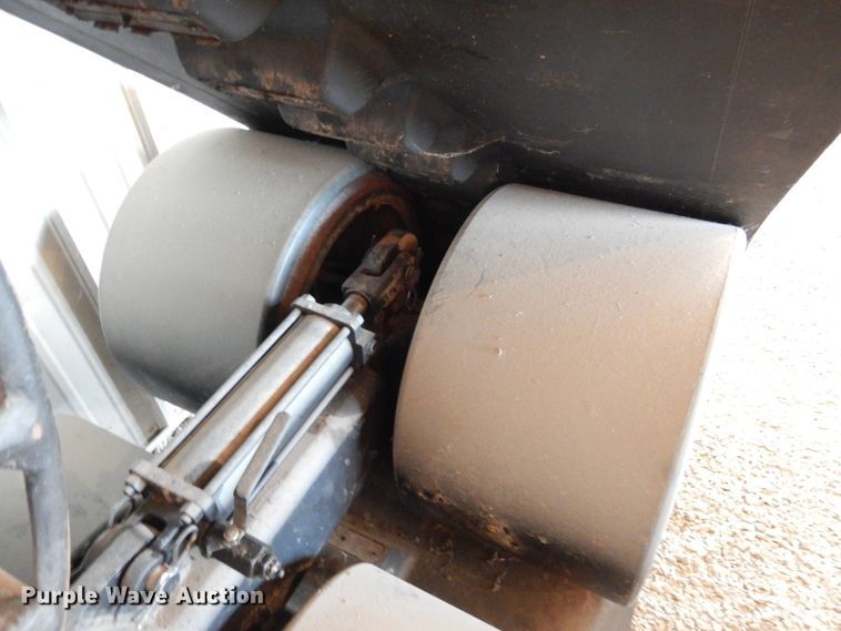 image for item DL1771 Grip Trac HD321  tracks