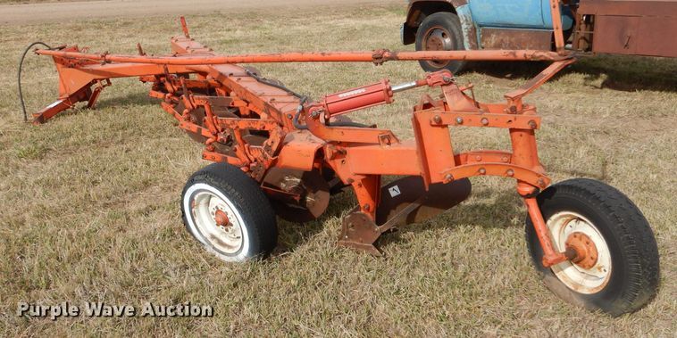image for item DL3484 Case  six bottom plow