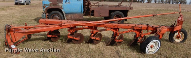 image for item DL3484 Case  six bottom plow