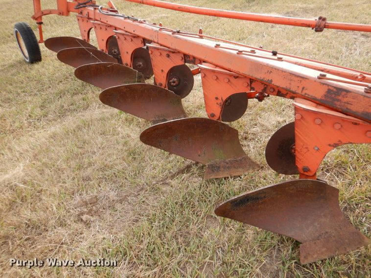 image for item DL3484 Case  six bottom plow