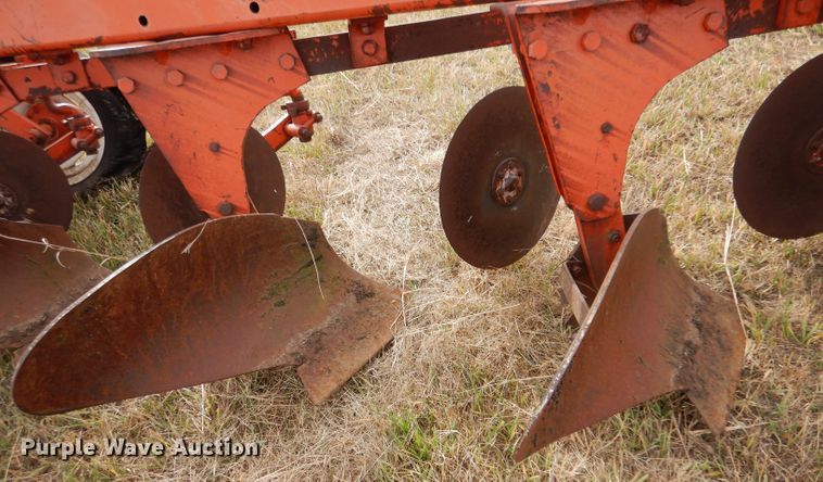image for item DL3484 Case  six bottom plow