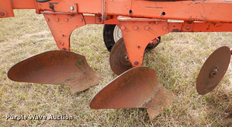 image for item DL3484 Case  six bottom plow
