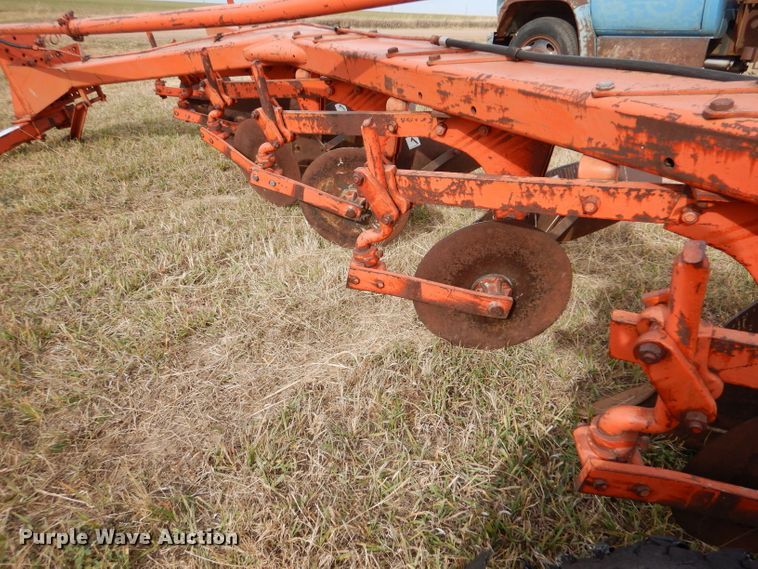 image for item DL3484 Case  six bottom plow