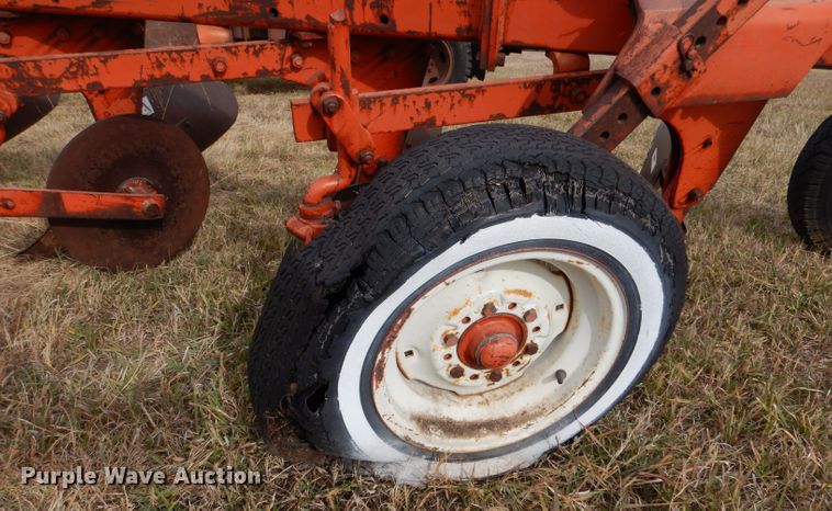 image for item DL3484 Case  six bottom plow
