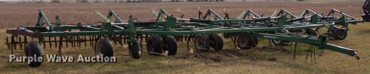 image for item DL3485 QuinStar Fallowmaster  field cultivator