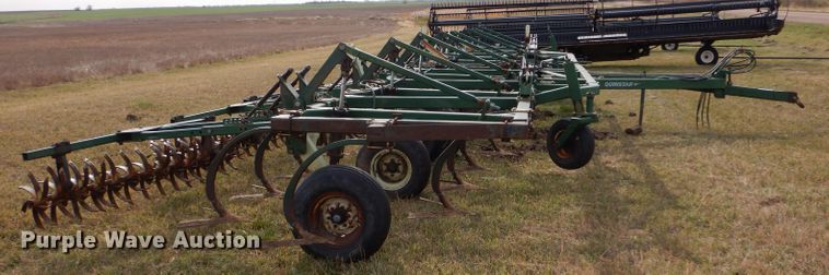image for item DL3485 QuinStar Fallowmaster  field cultivator