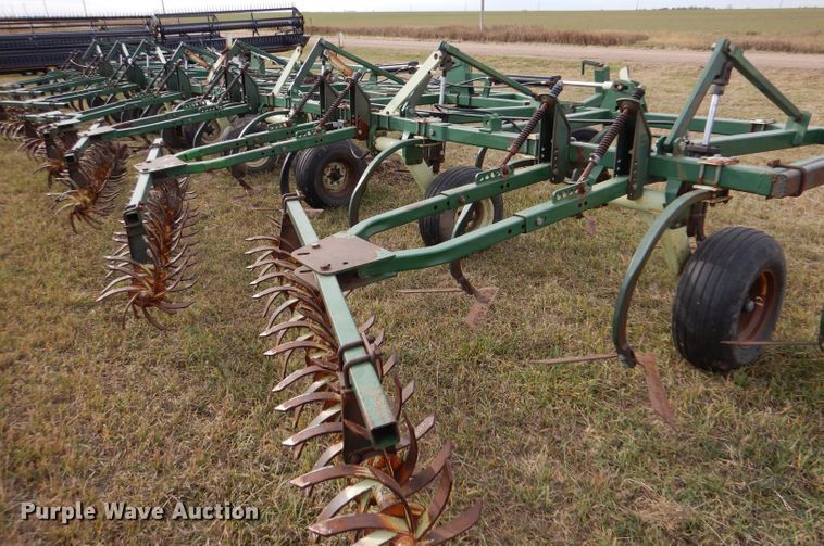 image for item DL3485 QuinStar Fallowmaster  field cultivator