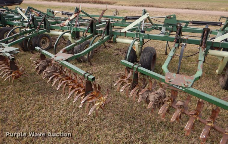 image for item DL3485 QuinStar Fallowmaster  field cultivator