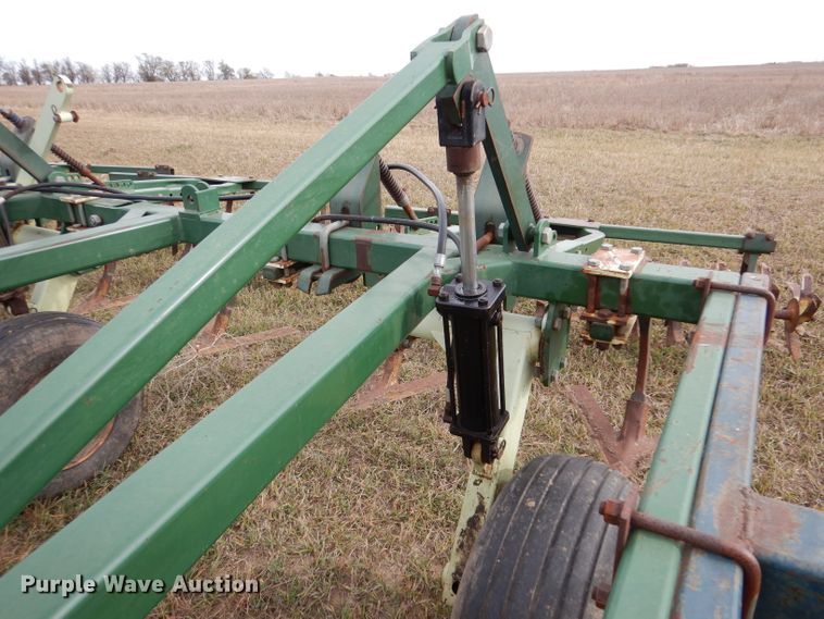 image for item DL3485 QuinStar Fallowmaster  field cultivator