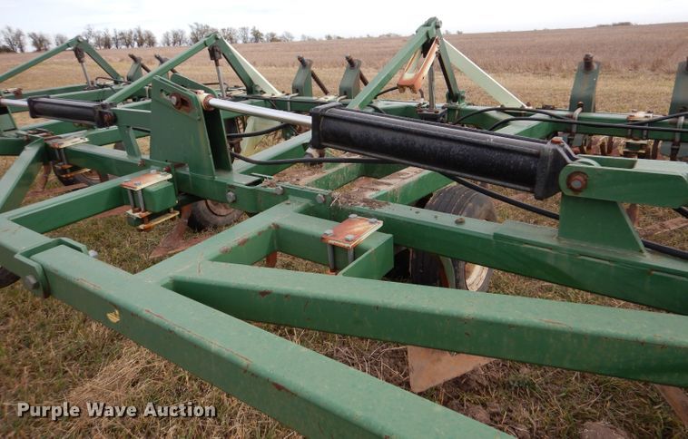 image for item DL3485 QuinStar Fallowmaster  field cultivator
