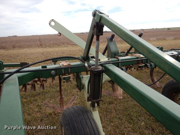 image for item DL3485 QuinStar Fallowmaster  field cultivator