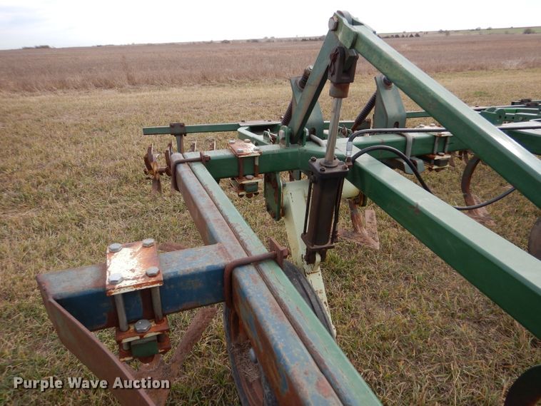 image for item DL3485 QuinStar Fallowmaster  field cultivator