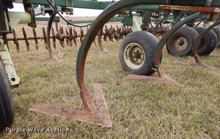 image for item DL3485 QuinStar Fallowmaster  field cultivator