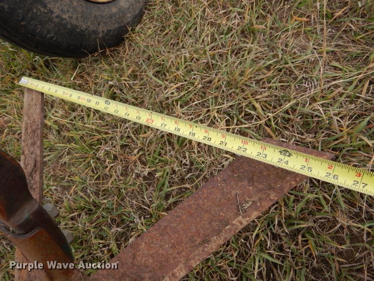 image for item DL3485 QuinStar Fallowmaster  field cultivator