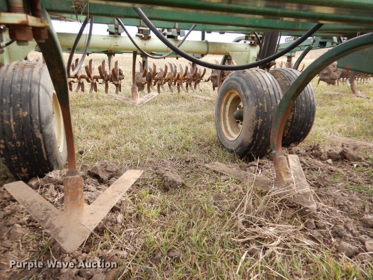 image for item DL3485 QuinStar Fallowmaster  field cultivator