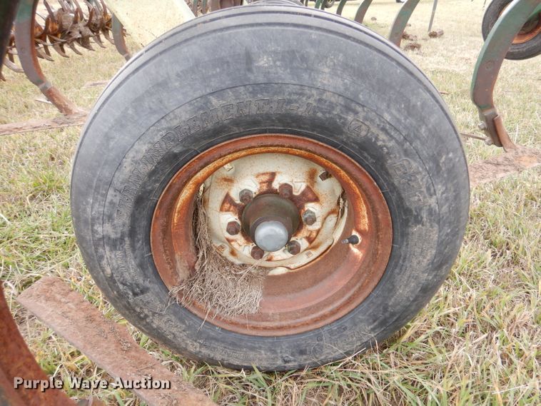 image for item DL3485 QuinStar Fallowmaster  field cultivator