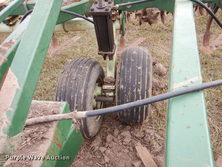 image for item DL3485 QuinStar Fallowmaster  field cultivator