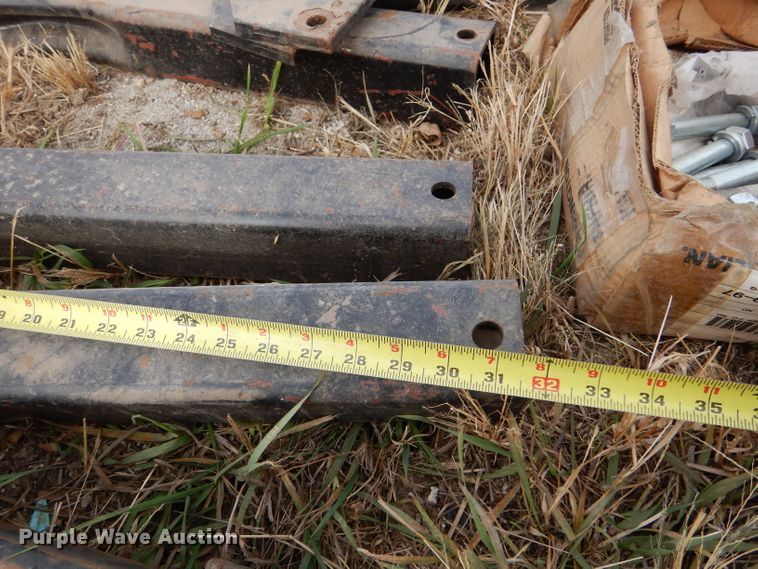 image for item DL3494 (8) Wako implement hitches