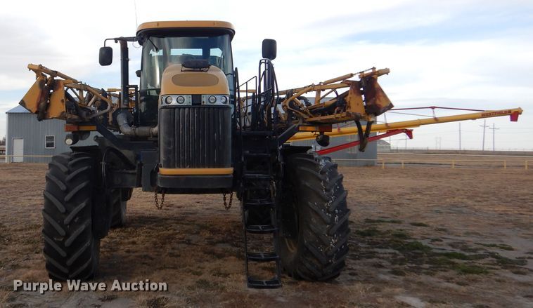 image for item DL3504 2012 AGCO RoGator RG1100  sprayer