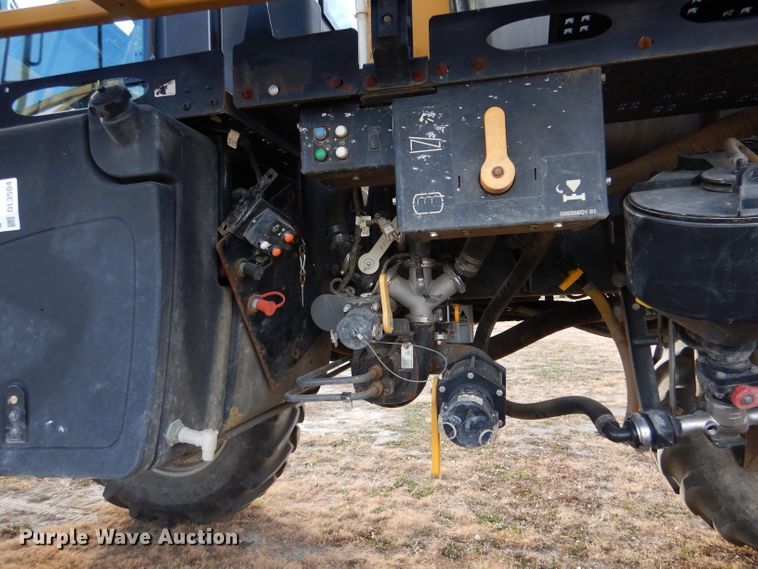 image for item DL3504 2012 AGCO RoGator RG1100  sprayer