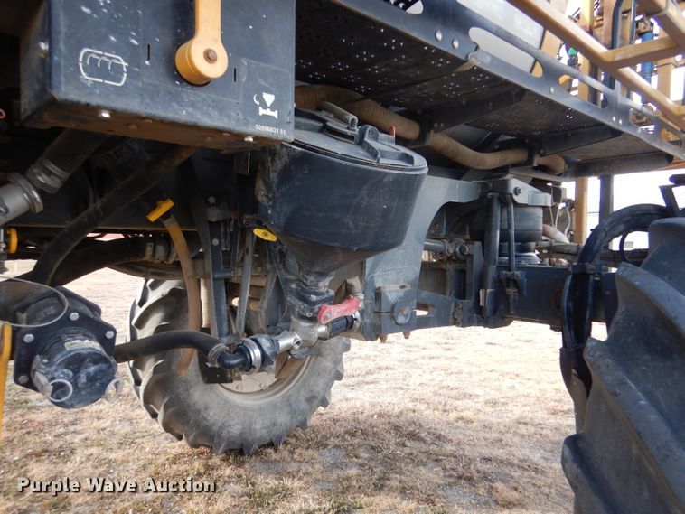 image for item DL3504 2012 AGCO RoGator RG1100  sprayer