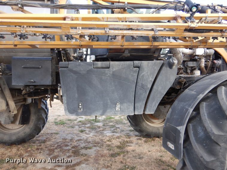 image for item DL3504 2012 AGCO RoGator RG1100  sprayer