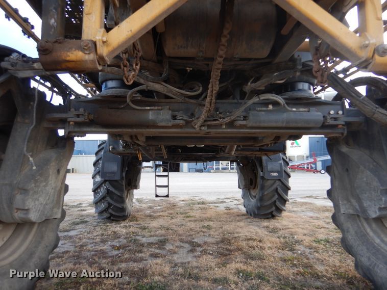 image for item DL3504 2012 AGCO RoGator RG1100  sprayer