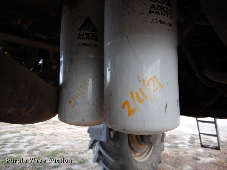 image for item DL3504 2012 AGCO RoGator RG1100  sprayer