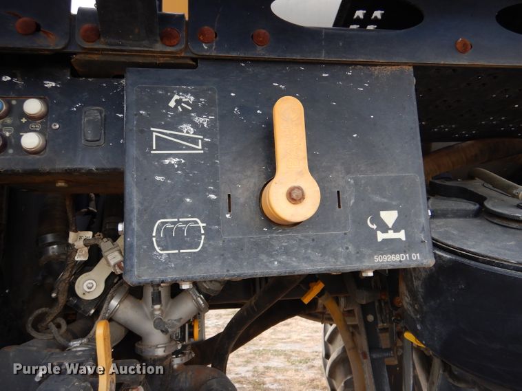 image for item DL3504 2012 AGCO RoGator RG1100  sprayer