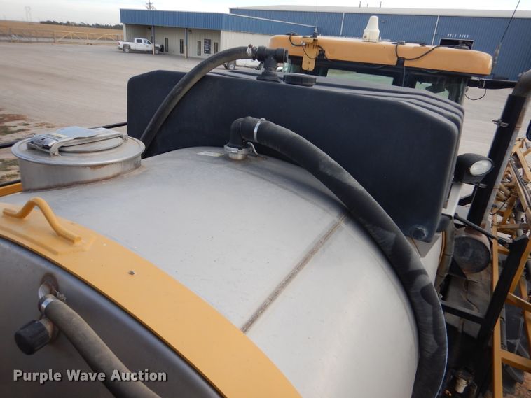 image for item DL3504 2012 AGCO RoGator RG1100  sprayer