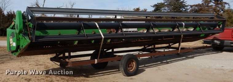 image for item DL3516 1998 John Deere 930  rigid head