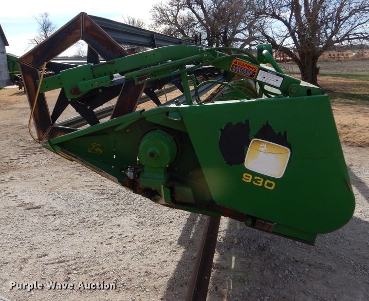 image for item DL3516 1998 John Deere 930  rigid head